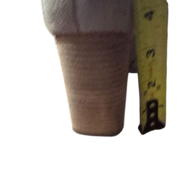 Marc Fisher Mayden SZ 10M Stretch Pointed toe Ankle Boots medium natural suede - Picture 6 of 10